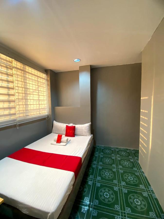 Oyo 104 Manila Venetian Hotel Dış mekan fotoğraf