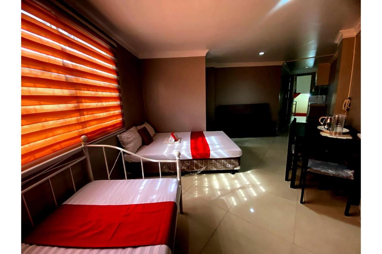 Oyo 104 Manila Venetian Hotel Dış mekan fotoğraf