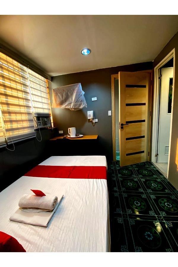 Oyo 104 Manila Venetian Hotel Dış mekan fotoğraf